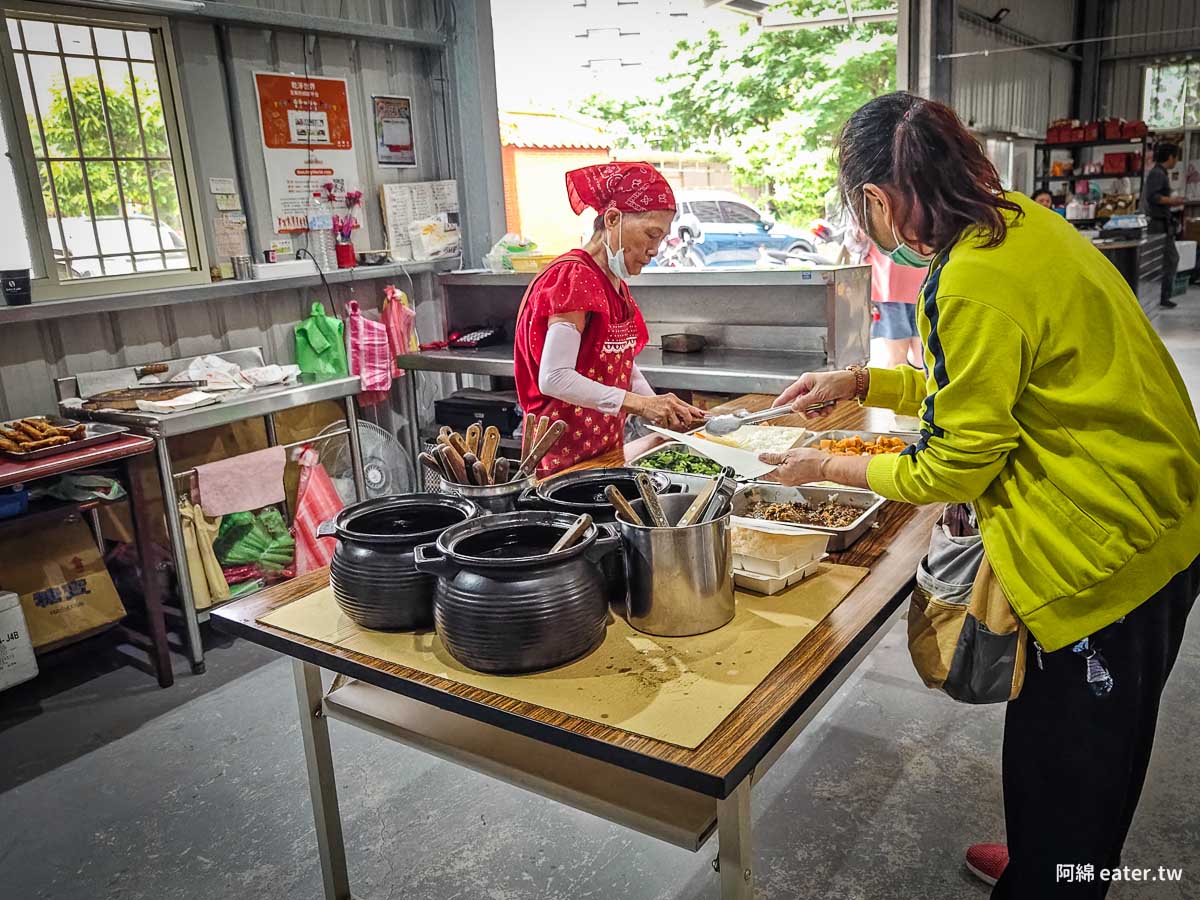 大有便當｜現炸雞腿飯、滷排骨飯令人回味，大有區美食，大有路便當，桃林鐵路步道美食