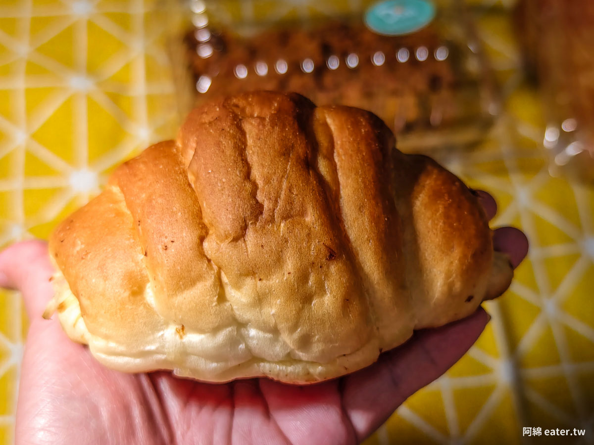 朵拉烘焙(DORA BAKERY)｜千層蛋塔來了！人氣麵包店正式參戰，藝文特區麵包推薦，桃園人氣麵包，桃園好吃麵包