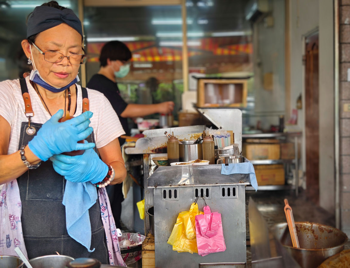 寶慶無名早餐店｜30年傳統美味，炒麵炒米粉口味好、份量足