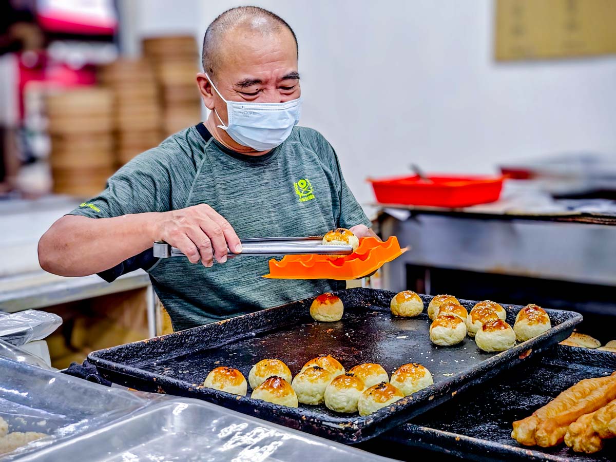 豆漿店蛋黃酥｜中秋限定蛋黃酥，職人老闆用懷舊蛋黃酥勾起童年回憶