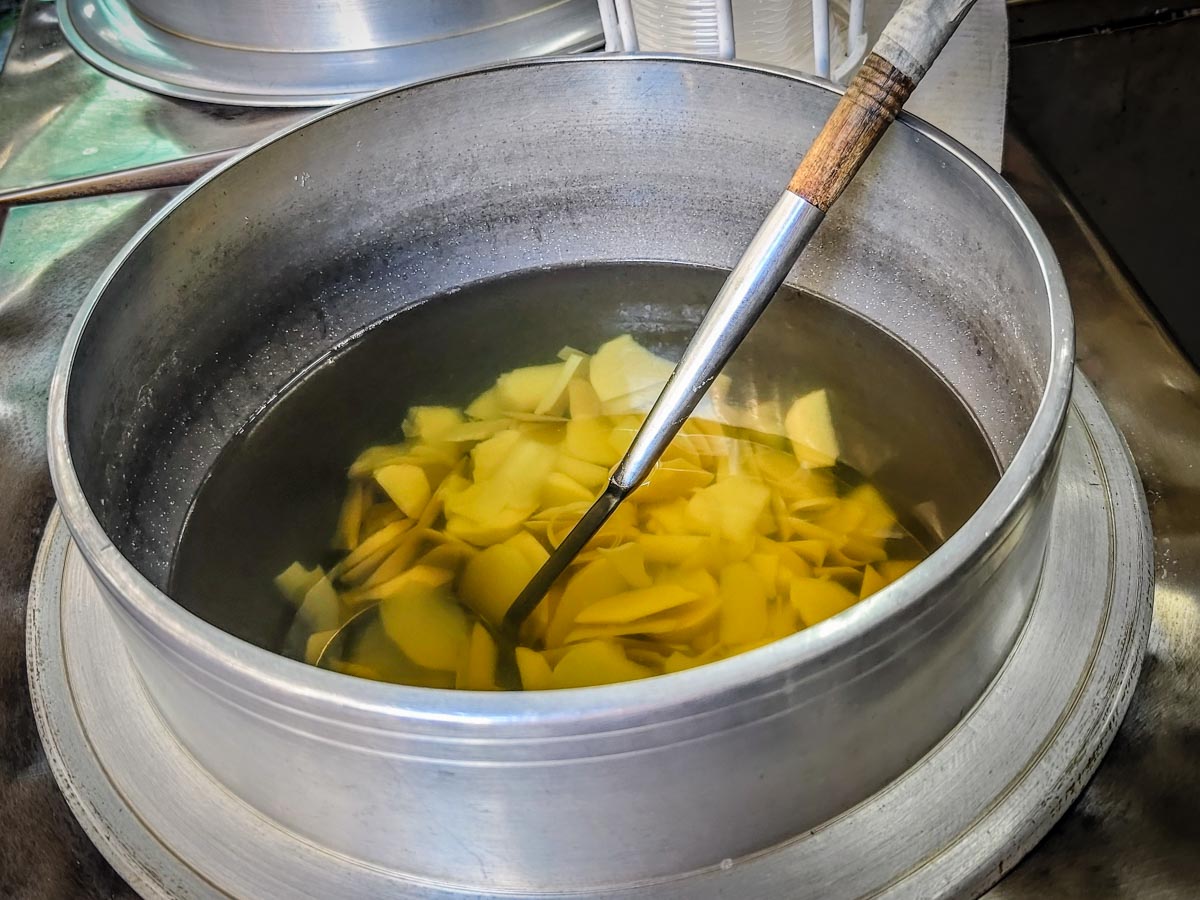 蓮馨大家健康素食早點｜巷弄中的素食早餐，原來素食也能這麼美味，葷食者也愛吃