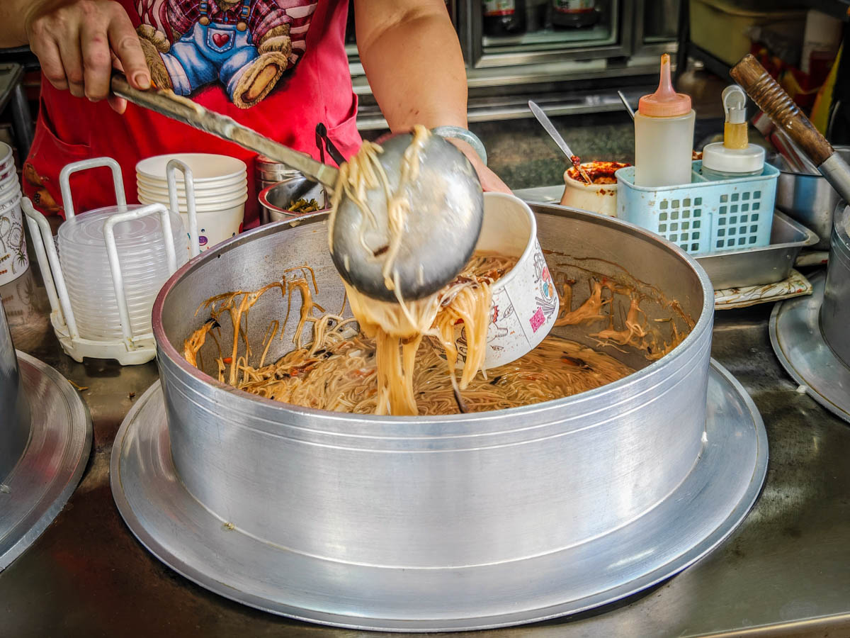 蓮馨大家健康素食早點｜巷弄中的素食早餐，原來素食也能這麼美味，葷食者也愛吃