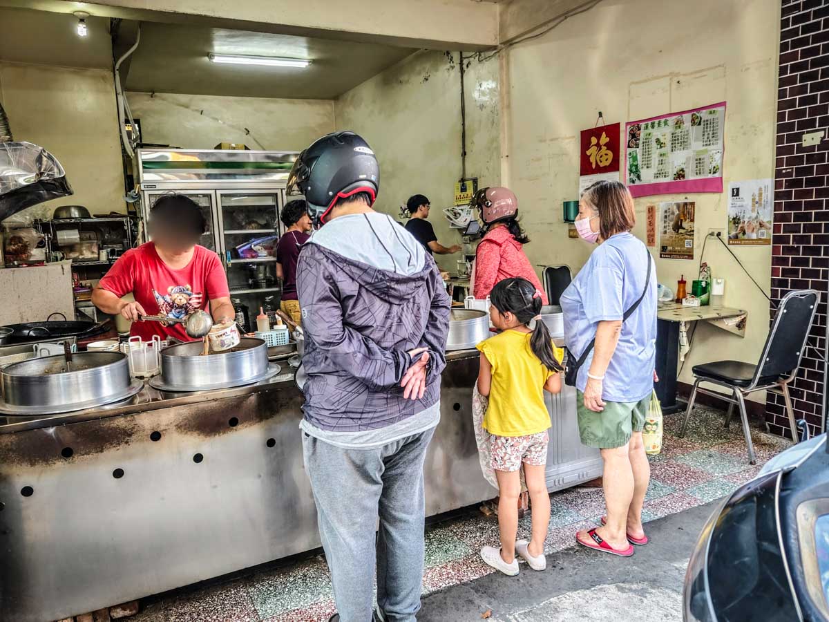 蓮馨大家健康素食早點｜巷弄中的素食早餐，原來素食也能這麼美味，葷食者也愛吃