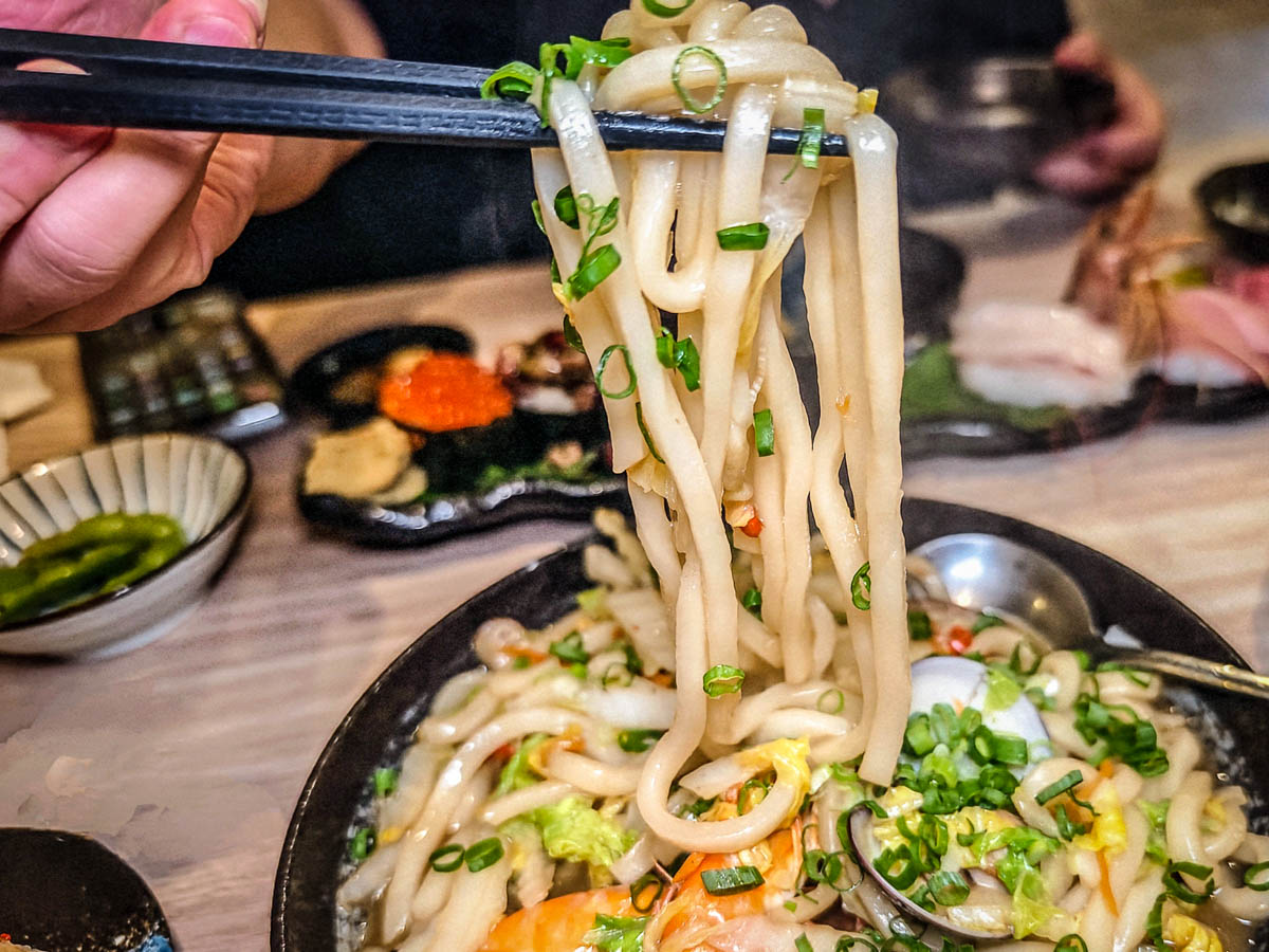 一麒居酒屋｜握壽司、生魚片新鮮好吃，宵夜好去處，營業到凌晨一點