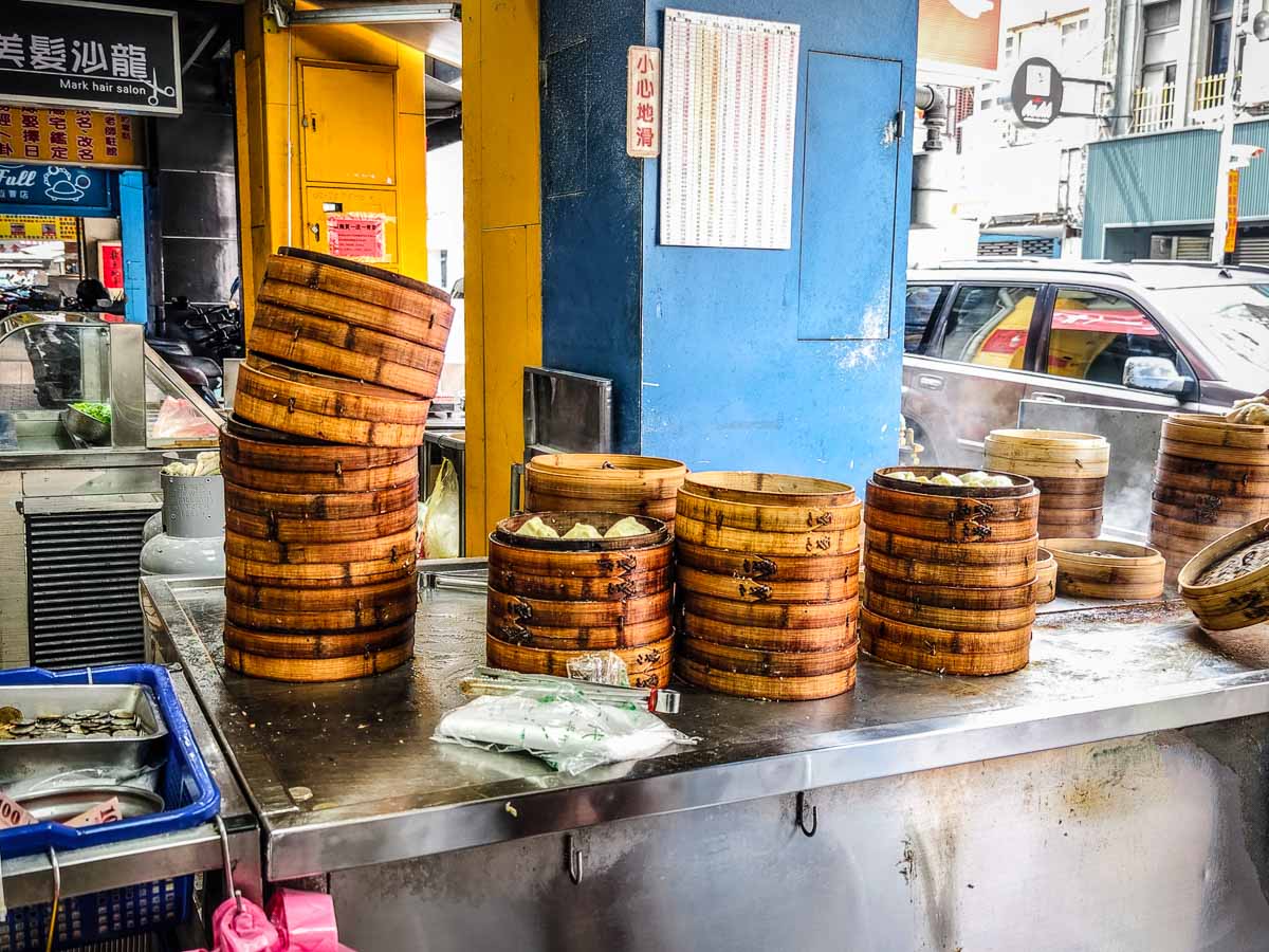 九福包子｜在地人最愛的早餐店，蔥花醬油讓你加到爽