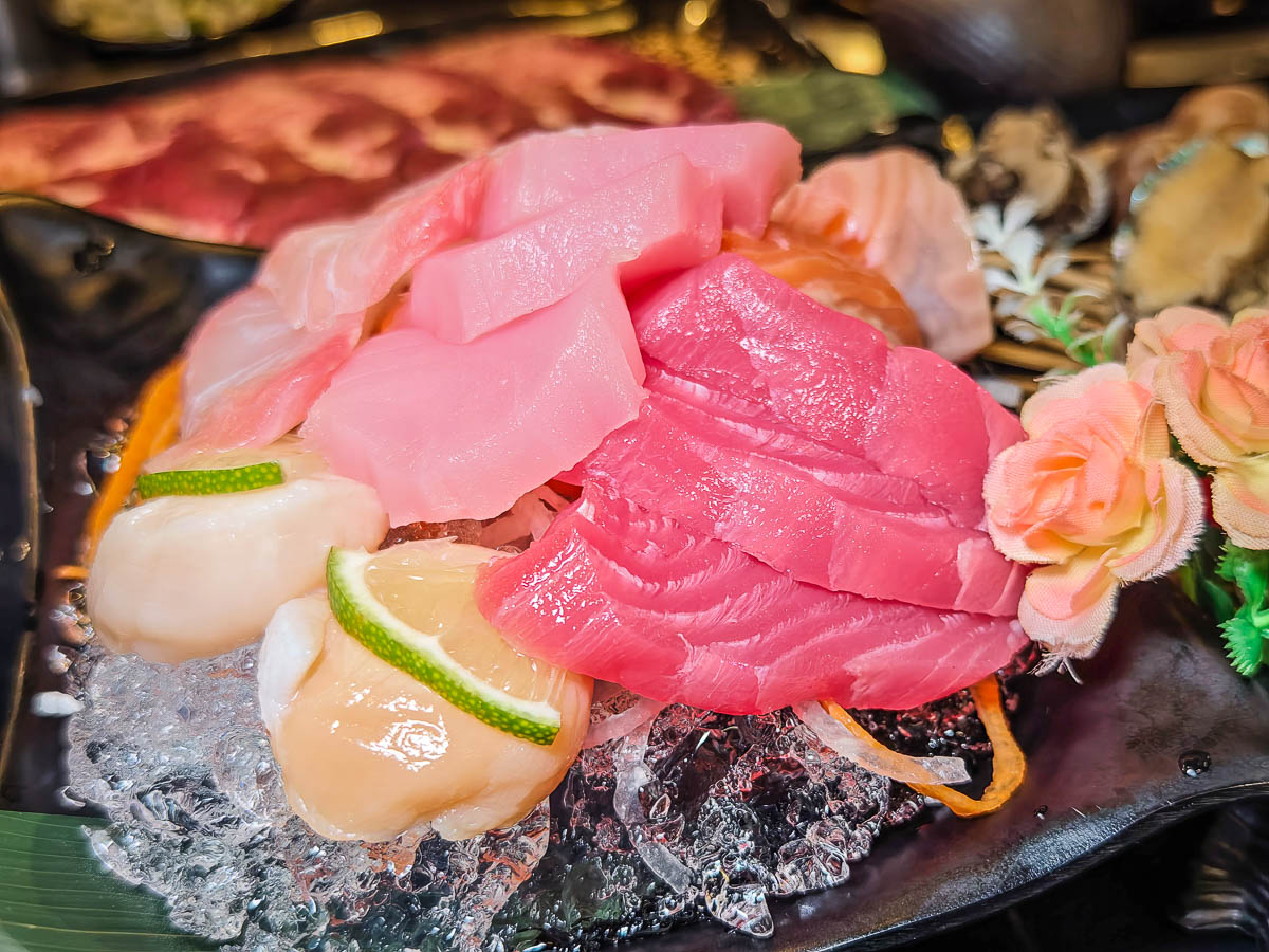 匠夯日式燒肉｜超時送肉品！千元價位嗑生食級干貝、日本生蠔，新鮮生魚片吃到飽，藝文特區美食，藝文特區烤肉