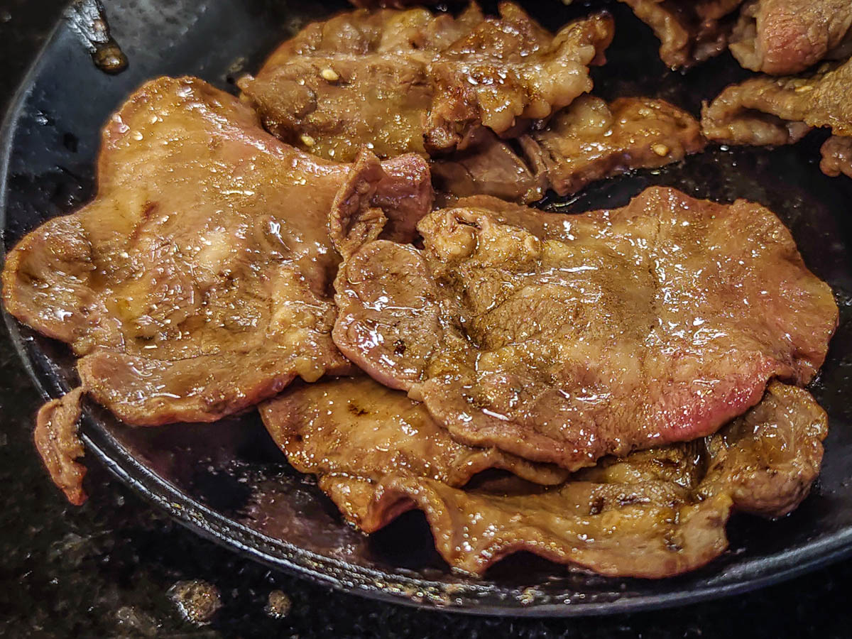 匠夯日式燒肉｜超時送肉品！千元價位嗑生食級干貝、日本生蠔，新鮮生魚片吃到飽，藝文特區美食，藝文特區烤肉