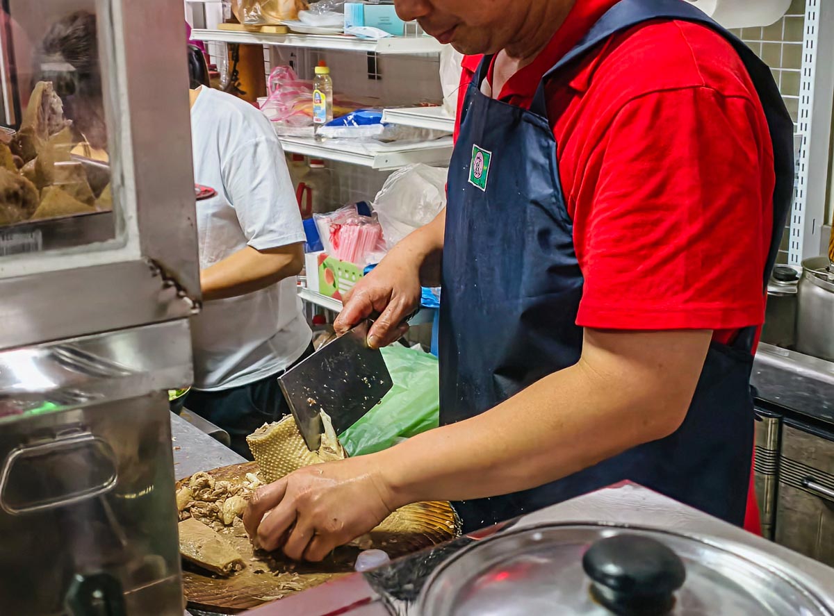 永樂街鴨肉麵｜桃園大廟後方隱藏版在地老店，鴨肉鮮嫩湯頭爆香，永樂街小吃推薦，桃園鴨肉麵推薦，大廟後美食