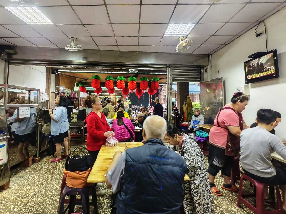 永樂街鴨肉麵｜桃園大廟後方隱藏版在地老店，鴨肉鮮嫩湯頭爆香，永樂街小吃推薦，桃園鴨肉麵推薦，大廟後美食