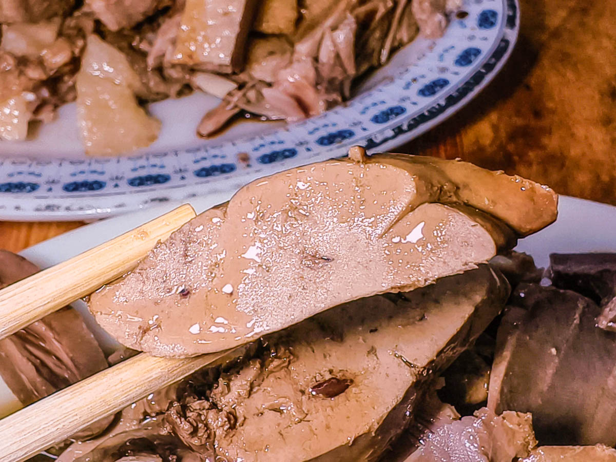 永樂街鴨肉麵｜桃園大廟後方隱藏版在地老店，鴨肉鮮嫩湯頭爆香，永樂街小吃推薦，桃園鴨肉麵推薦，大廟後美食