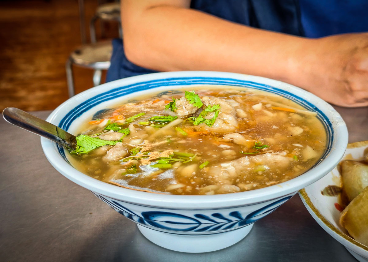 陳記涼麵蒜味肉羹｜麻醬涼麵、蒜味肉羹湯，在地最強雙主打小吃，桃園小吃，桃園涼麵，桃園肉羹