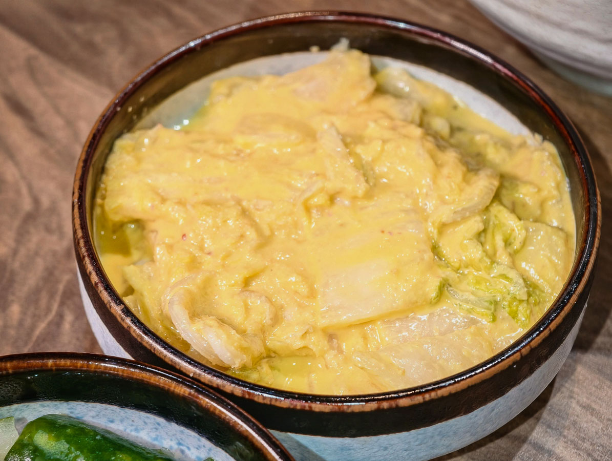 小巷子清燉牛肉麵中壢店｜清燉牛肉麵用魅力征服在地人，神級清甜湯頭、自製超Q拉麵，中壢SOGO美食，中壢牛肉麵